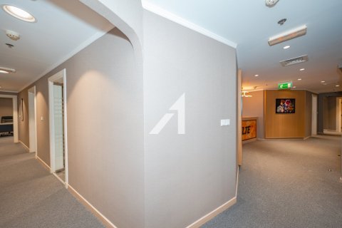 Office de 235m² en Sheikh Zayed Road, UAE No. 143002 7