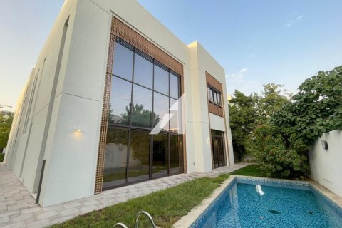 Villa de 5 dormitorios en Mohammed Bin Rashid City, UAE No. 143005