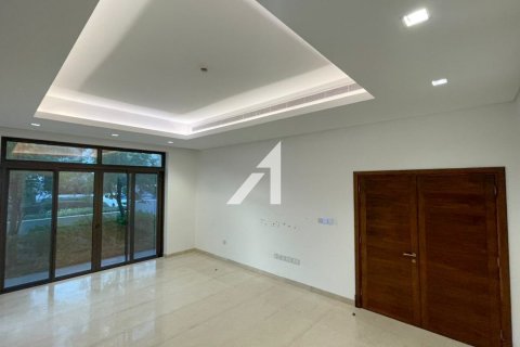 Villa de 5 dormitorios en Mohammed Bin Rashid City, UAE No. 143005 14