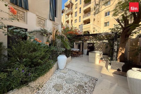 Apartment de 2 dormitorios en Old Town, UAE No. 103373 3