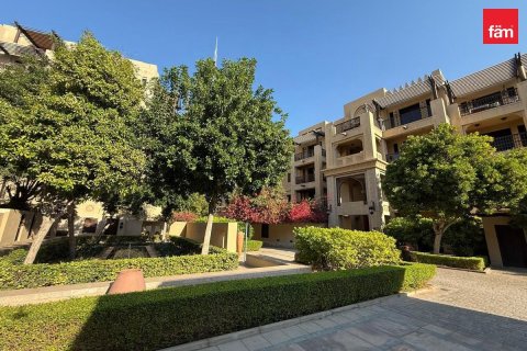 Apartment de 2 dormitorios en Old Town, UAE No. 103373 8
