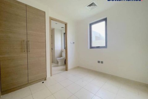Villa de 4 dormitorios  No. 114637 11