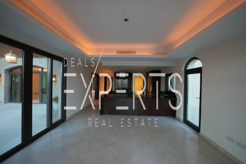 Villa de 4 dormitorios en  Saadiyat Island, UAE No. 205284 3