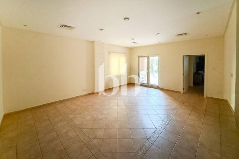 Villa de 4 dormitorios  No. 115736 12