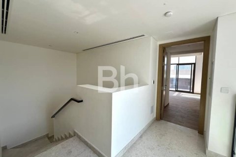 Townhouse de 4 dormitorios  No. 115732 2