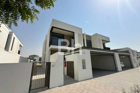 Townhouse de 4 dormitorios  No. 115732 3