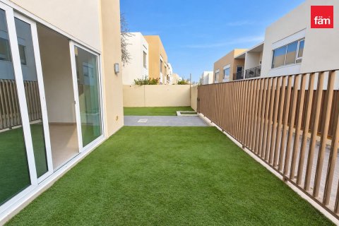 3 bedrooms Apartment in Dubai, UAE No. 208158 6