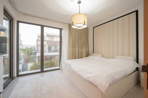 Villa de 4 dormitorios en Aura, UAE No. 151446 8