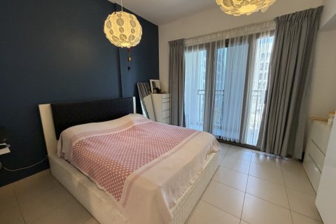 3 bedrooms Apartment in Zahra Apartments, UAE No. 165035 17