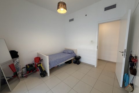 3 bedrooms Apartment in Zahra Apartments, UAE No. 165035 11