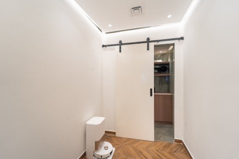 Квартира с 3 спальнями в Дубай, ОАЭ №147013 11