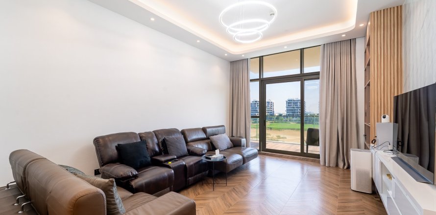 Квартира с 3 спальнями в Дубай, ОАЭ №147013