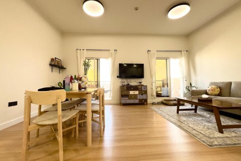 Квартира с 2 спальнями в Golf City, ОАЭ №147014 5