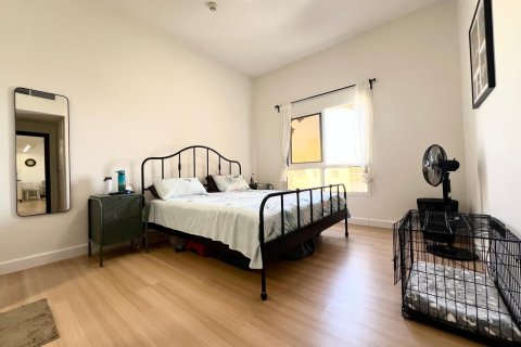 Квартира с 2 спальнями в Golf City, ОАЭ №147014 10