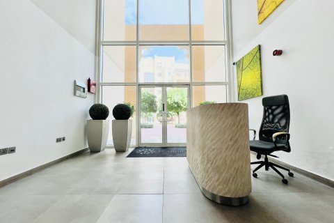 Квартира с 2 спальнями в Golf City, ОАЭ №147014 20