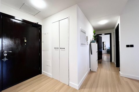 Квартира с 2 спальнями в Golf City, ОАЭ №147014 9