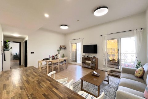 Квартира с 2 спальнями в Golf City, ОАЭ №147014 6