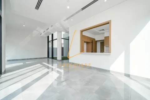 Villa de 4 dormitorios en Murooj Al Furjan, UAE No. 143865 4