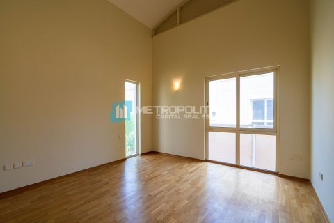 Villa de 4 dormitorios  No. 134588 7