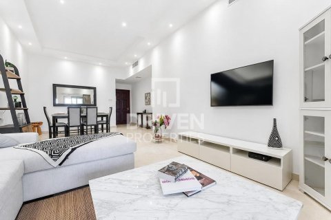 Квартира с 2 спальнями в The Belvedere, ОАЭ №209842