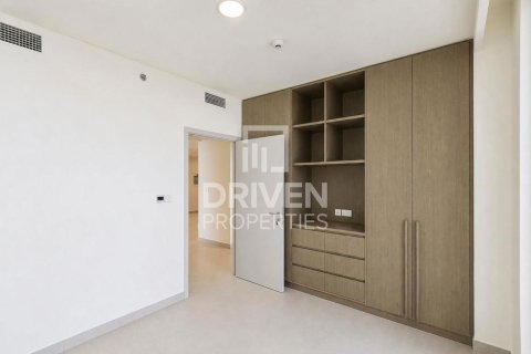 Квартира с 3 спальнями в EMAAR Beachfront, ОАЭ №209844 16