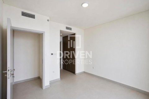 Квартира с 3 спальнями в EMAAR Beachfront, ОАЭ №209844 9