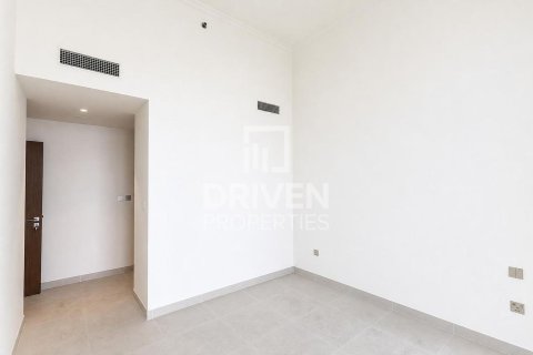 Квартира с 3 спальнями в EMAAR Beachfront, ОАЭ №209843 12