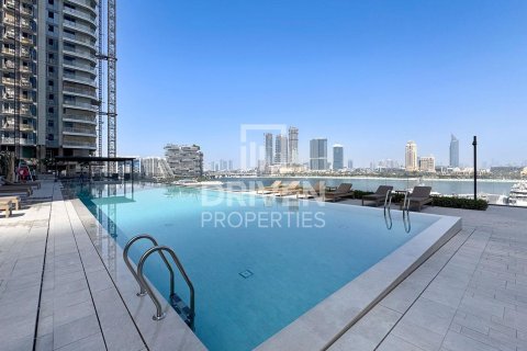 Квартира с 3 спальнями в EMAAR Beachfront, ОАЭ №209843 23