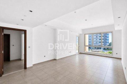 Apartment de 2 dormitorios en Marina Residences, UAE No. 209647