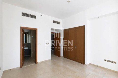 Apartment de 2 dormitorios en Marina Residences, UAE No. 209647 8