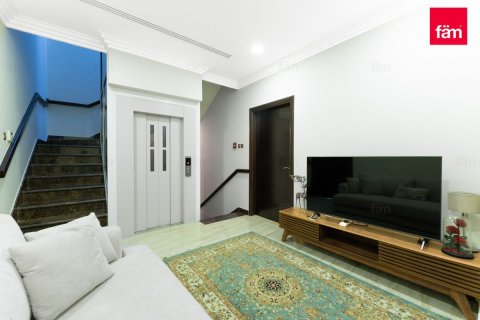 Townhouse de 4 dormitorios en Dubai, UAE No. 135913 8