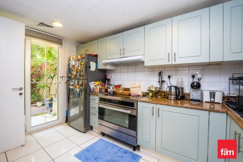 Villa de 2 dormitorios en Dubai, UAE No. 135912 8