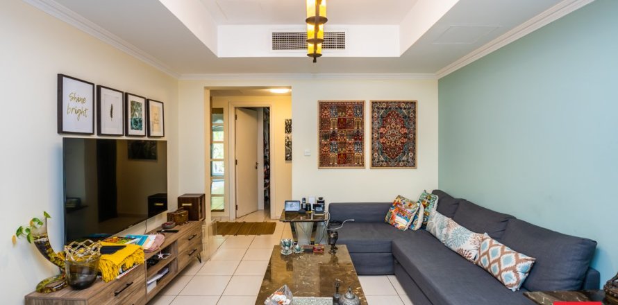 Villa de 2 dormitorios en Dubai, UAE No. 135912