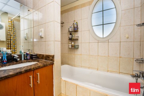 Villa de 2 dormitorios en Dubai, UAE No. 135912 17