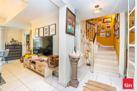 Villa de 2 dormitorios en Dubai, UAE No. 135912 10