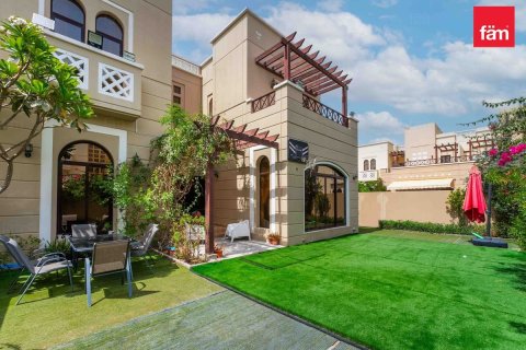 4 bedrooms Villa in Dubai, UAE No. 88857 2