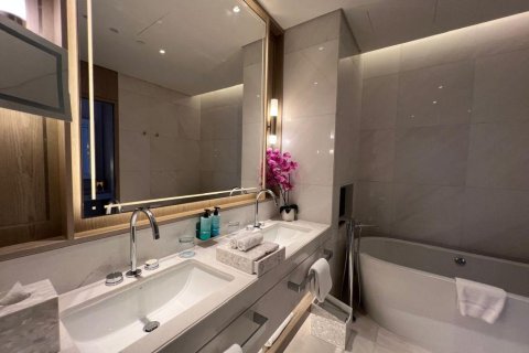 Квартира с 2 спальнями в Джумейра Бич Резиденс, ОАЭ №137510 17