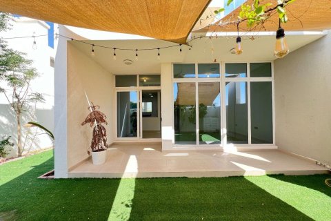 Таунхаус с 3 спальнями в DAMAC Hills (Akoya by DAMAC), ОАЭ №137515 19