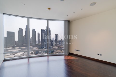 2 bedrooms Apartment in Burj Khalifa, UAE No. 165856 25