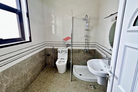 Bâtiment de 604m² à Al Mutarad, UAE No. 83182 8