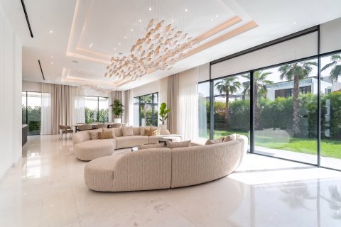 6 bedrooms Villa in Dubai, UAE No. 161087 8
