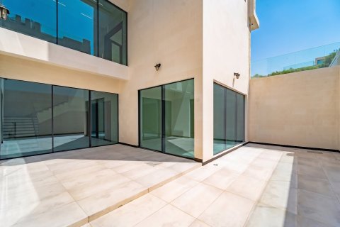 6 bedrooms Villa in Dubai, UAE No. 161087 28