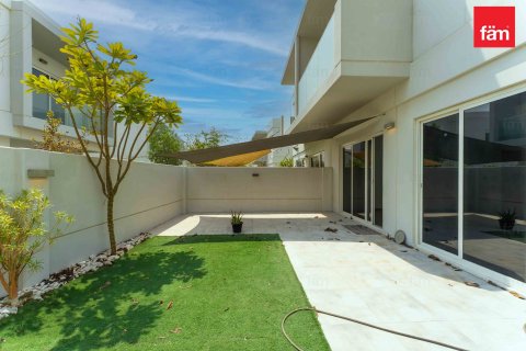 3 bedrooms Townhouse  No. 107461 4