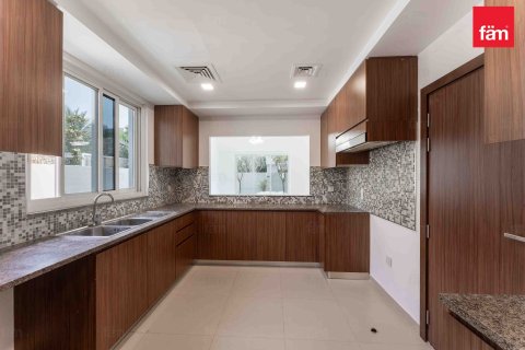 3 bedrooms Townhouse  No. 107461 5