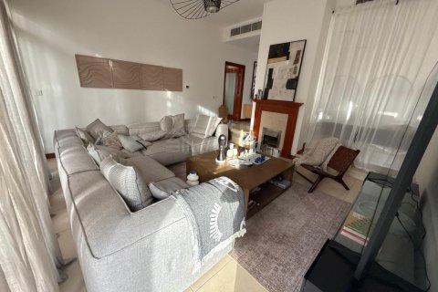 3 bedrooms Villa in Saheel, UAE No. 166162 6