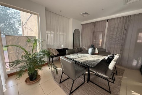 3 bedrooms Villa in Saheel, UAE No. 166162 8