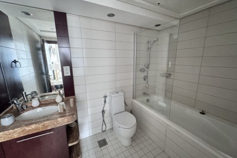 1 bedroom Apartment in Downtown Dubai (Downtown Burj Dubai), UAE No. 166158 3