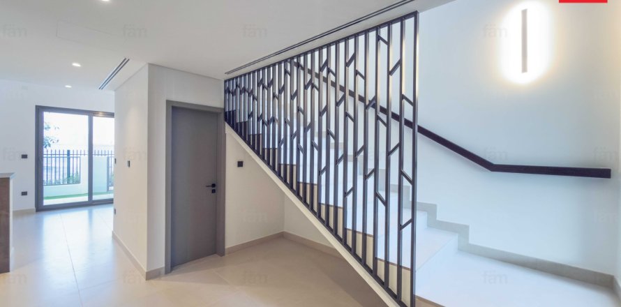 Townhouse de 3 chambres à Tilal Al Ghaf, UAE No. 140453