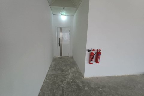 331مربع، مكتب في Hamdan Street, الإمارات العربية المتحدة رقم 79140 18