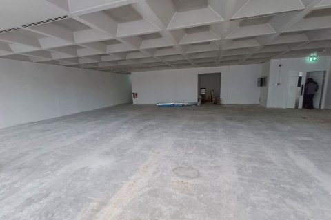 331مربع، مكتب في Hamdan Street, الإمارات العربية المتحدة رقم 79140 6
